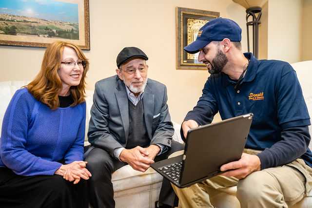 Home 16 Donald Duct customer interaction